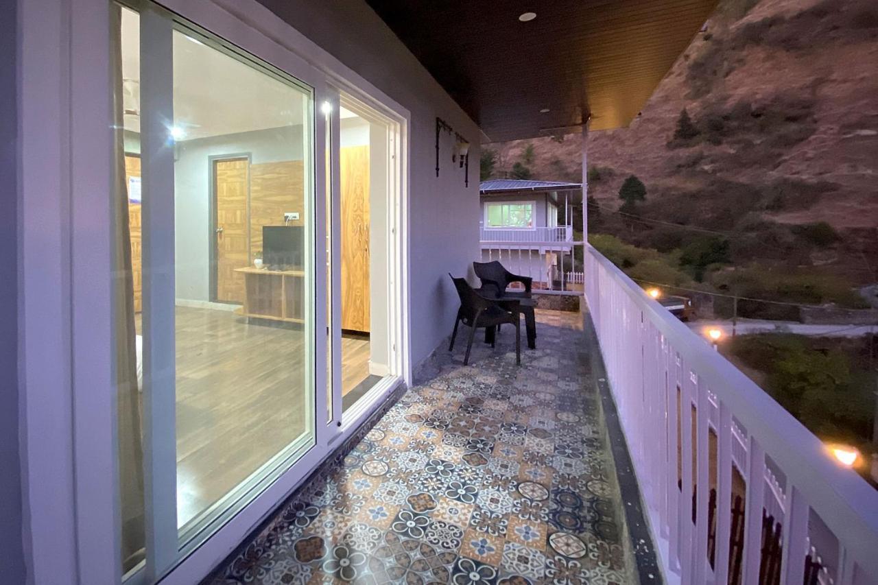 Sl Manor Hill Resort موسوري المظهر الخارجي الصورة