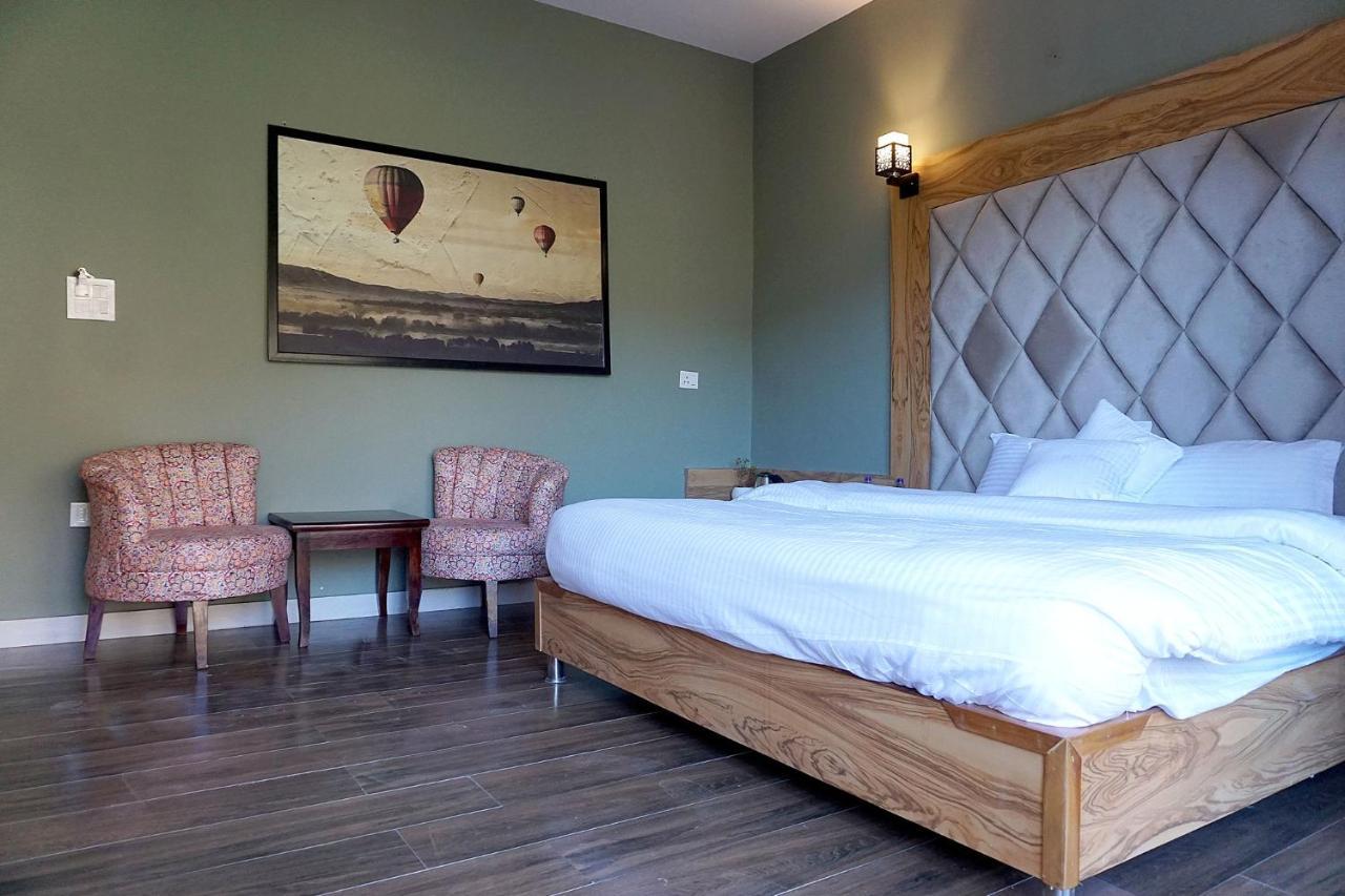 Sl Manor Hill Resort موسوري المظهر الخارجي الصورة